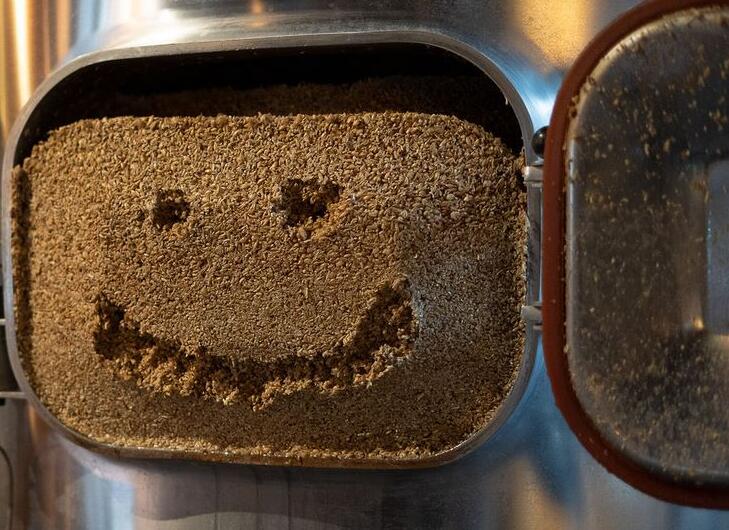 啤酒厂的出糟方式